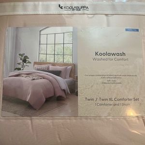 Kookaburra by Ugg Comforter